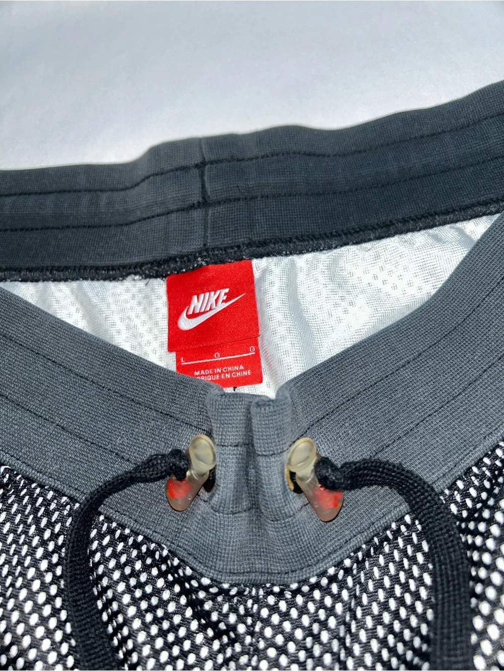 Nike Air Pivot V3 Mesh Star & Swoosh Shorts Black Gray Men’s Large